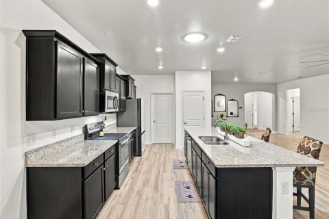 Casa en venta en Ocala, Florida, 3 dormitorios, 171.96 m2 № 2385926 - foto 6