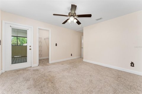 Touwnhouse à louer à Titusville, Floride: 3 chambres, 141.68 m2 № 2157447 - photo 9