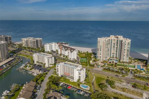 Condo in Clearwater, Florida, 2 bedrooms  № 2099378 - photo 4