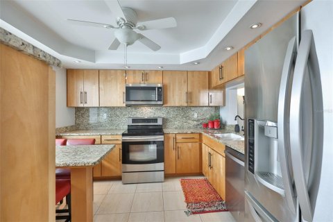Condo in Clearwater, Florida, 2 bedrooms  № 2099378 - photo 15
