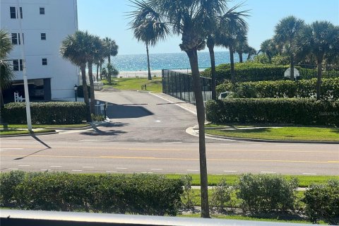 Condo in Clearwater, Florida, 2 bedrooms  № 2099378 - photo 28