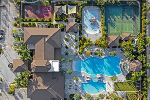 Copropriété à vendre à Doral, Floride: 3 chambres, 114.83 m2 № 1890692 - photo 4