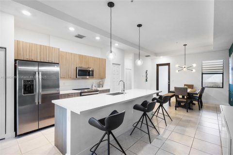 Copropriété à vendre à Doral, Floride: 3 chambres, 114.83 m2 № 1890692 - photo 7