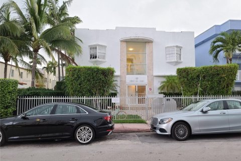 Снять в аренду кондоминиум в Майами-Бич, Флорида 1 спальня, 42.36м2, № 1787267 - фото 9