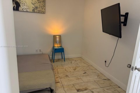 Снять в аренду кондоминиум в Майами-Бич, Флорида 1 спальня, 42.36м2, № 1787267 - фото 10