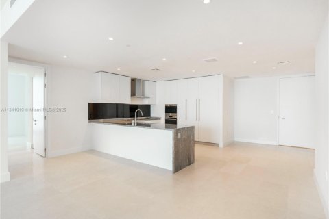 Condominio en venta en Miami, Florida, 2 dormitorios, 177.44 m2 № 1830271 - foto 6