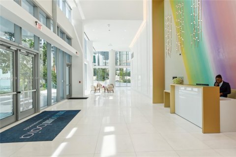 Condominio en venta en Miami, Florida, 2 dormitorios, 177.44 m2 № 1830271 - foto 27