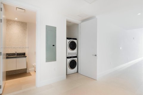 Condominio en venta en Miami, Florida, 2 dormitorios, 177.44 m2 № 1830271 - foto 22