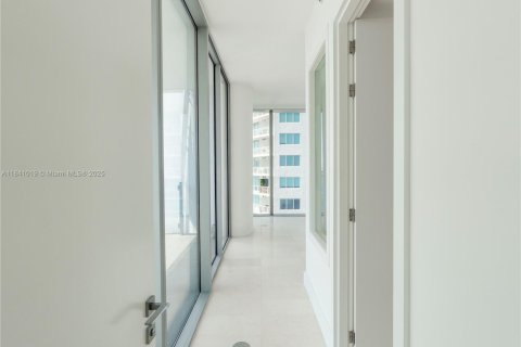 Condominio en venta en Miami, Florida, 2 dormitorios, 177.44 m2 № 1830271 - foto 14