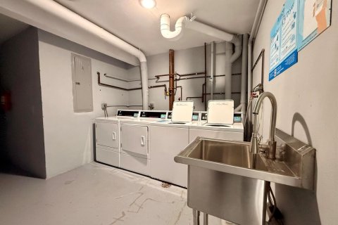 Copropriété à louer à Boca Raton, Floride: 2 chambres, 97.55 m2 № 2431416 - photo 19