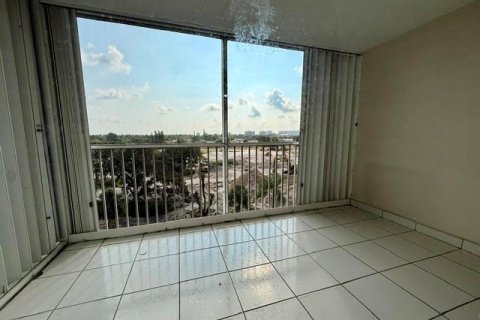 Copropriété à louer à Boca Raton, Floride: 2 chambres, 97.55 m2 № 2431416 - photo 9