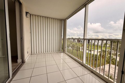 Copropriété à louer à Boca Raton, Floride: 2 chambres, 97.55 m2 № 2431416 - photo 13