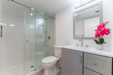 Copropriété à louer à Atlantis, Floride: 2 chambres, 95.6 m2 № 2411796 - photo 9