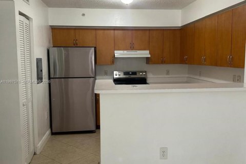 Condo in Coconut Creek, Florida, 1 bedroom  № 2060887 - photo 11