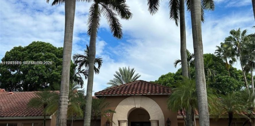 Condo in Coconut Creek, Florida, 1 bedroom  № 2060887