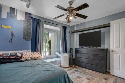 Купить виллу или дом в Тампа, Флорида 10 комнат, 173.26м2, № 2225055 - фото 24