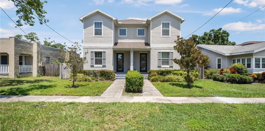 Touwnhouse à Tampa, Floride 4 chambres, 190.45 m2 № 1883503