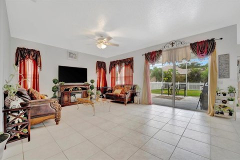 Купить виллу или дом в Брейдентон, Флорида 9 комнат, 162.95м2, № 1337709 - фото 29