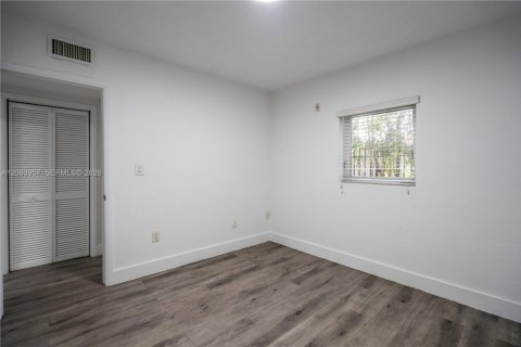 Appartement à louer à Miami, Floride: 1 chambre, 46.92 m2 № 2351446 - photo 8