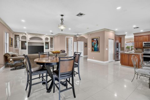 House in Miramar, Florida 5 bedrooms, 362.41 sq.m. № 2191429 - photo 19