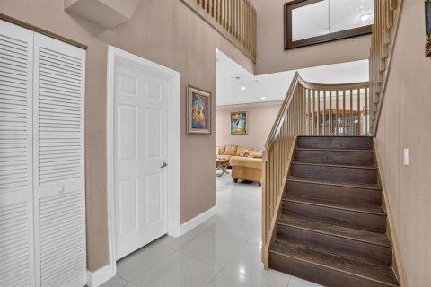 House in Miramar, Florida 5 bedrooms, 362.41 sq.m. № 2191429 - photo 27
