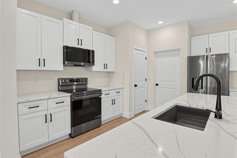 Casa en venta en Palm Coast, Florida, 4 dormitorios, 171.78 m2 № 2386187 - foto 14