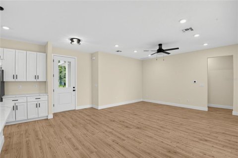 Casa en venta en Palm Coast, Florida, 4 dormitorios, 171.78 m2 № 2386187 - foto 6