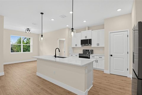 Casa en venta en Palm Coast, Florida, 4 dormitorios, 171.78 m2 № 2386187 - foto 17
