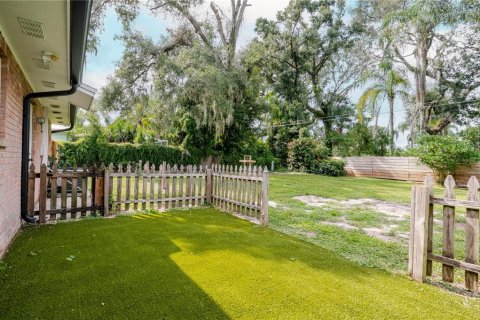 Casa en venta en Valrico, Florida, 5 dormitorios, 257.71 m2 № 1904764 - foto 11