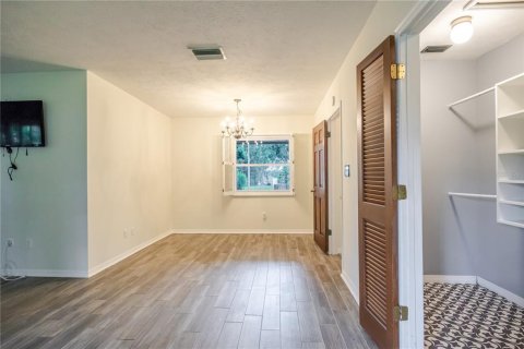 Casa en venta en Valrico, Florida, 5 dormitorios, 257.71 m2 № 1904764 - foto 29