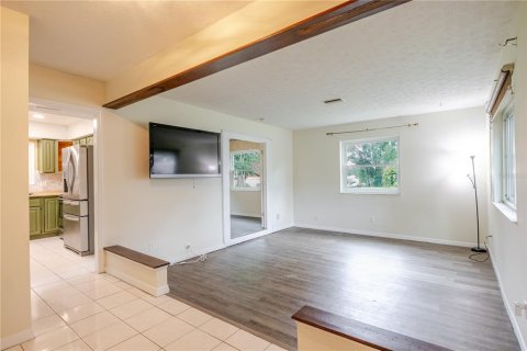 Casa en venta en Valrico, Florida, 5 dormitorios, 257.71 m2 № 1904764 - foto 26