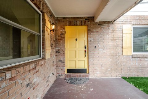 Casa en venta en Valrico, Florida, 5 dormitorios, 257.71 m2 № 1904764 - foto 6