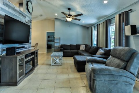 Casa en venta en Kissimmee, Florida, 3 dormitorios, 161.93 m2 № 1725417 - foto 5