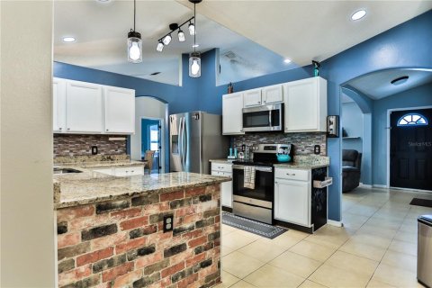 Casa en venta en Kissimmee, Florida, 3 dormitorios, 161.93 m2 № 1725417 - foto 15