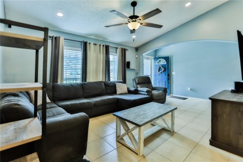 Casa en venta en Kissimmee, Florida, 3 dormitorios, 161.93 m2 № 1725417 - foto 4