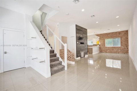Touwnhouse à louer à Fort Lauderdale, Floride: 3 chambres, 223.99 m2 № 2169435 - photo 26