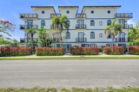 Touwnhouse à louer à Fort Lauderdale, Floride: 3 chambres, 223.99 m2 № 2169435 - photo 7