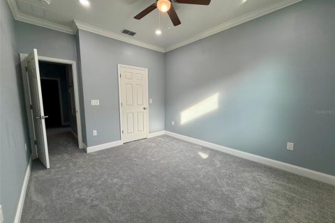 Casa en alquiler en Eustis, Florida, 5 dormitorios, 348.48 m2 № 2102380 - foto 13