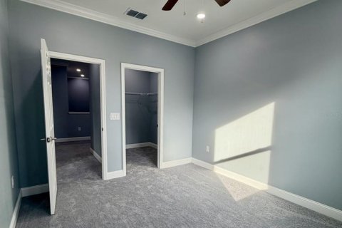 Casa en alquiler en Eustis, Florida, 5 dormitorios, 348.48 m2 № 2102380 - foto 11