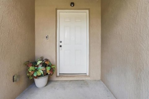 House in Ocala, Florida 3 bedrooms, 135.73 sq.m. № 2388111 - photo 6
