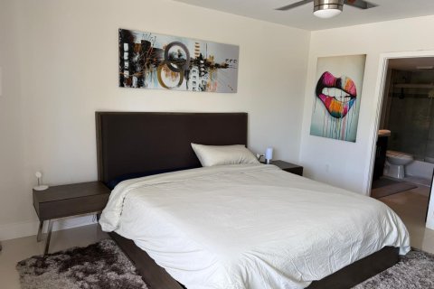 Condo in Aventura, Florida, 2 bedrooms № 2087258 - photo 6