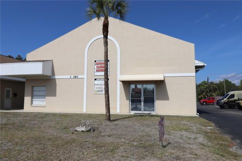 Immobilier commercial à louer à Port Charlotte, Floride: 91.97 m2 № 2109182 - photo 2