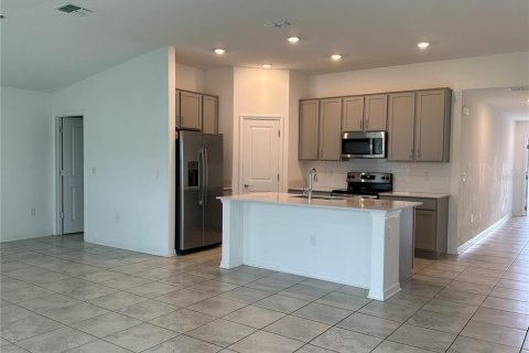 House in Kissimmee, Florida 3 bedrooms, 144.93 sq.m. № 1796841 - photo 5