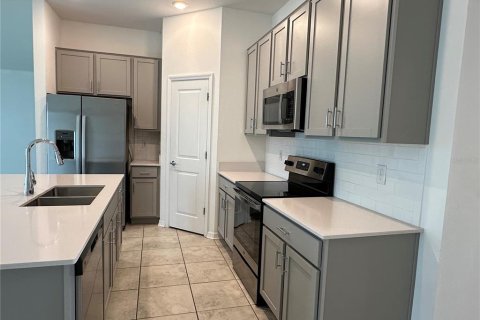 House in Kissimmee, Florida 3 bedrooms, 144.93 sq.m. № 1796841 - photo 3