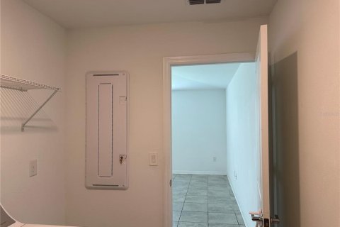 House in Kissimmee, Florida 3 bedrooms, 144.93 sq.m. № 1796841 - photo 17