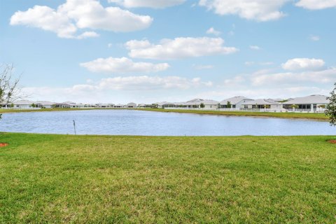 House in Port St. Lucie, Florida 5 bedrooms, 302.12 sq.m. № 2146666 - photo 7