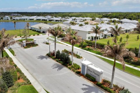 House in Port St. Lucie, Florida 5 bedrooms, 302.12 sq.m. № 2146666 - photo 25