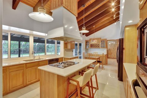 Casa en venta en Pinecrest, Florida, 5 dormitorios, 326.37 m2 № 1695830 - foto 9