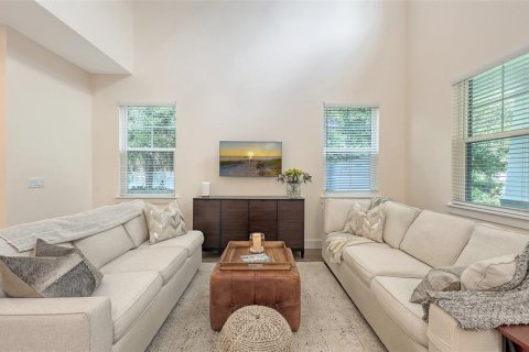 House in Sarasota, Florida 3 bedrooms, 182.92 sq.m. № 1808261 - photo 6