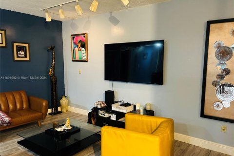 Condominio en venta en Miami, Florida, 2 dormitorios, 130.06 m2 № 2013322 - foto 4